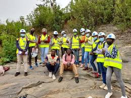 Banner - Institut Supérieur des Sciences et Technologies la Sapience